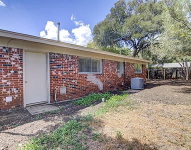 5006 Brighton Rd - Photo Thumbnail 14