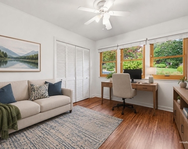 1905 Stoneridge Rd - Photo Thumbnail 14