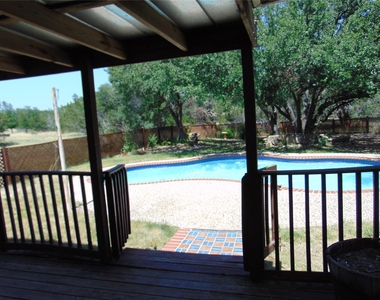 805 Barton Creek Dr - Photo Thumbnail 21