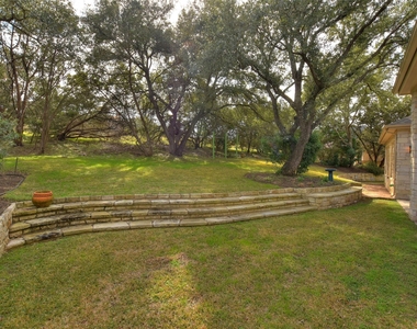 210 Clubhouse Dr - Photo Thumbnail 27