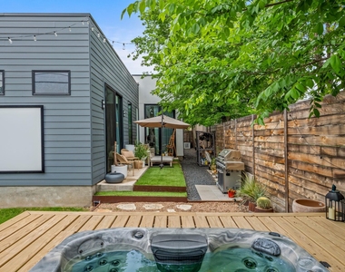 2507 Audubon Pl - Photo Thumbnail 19