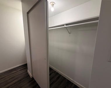 3304 Red River St - Photo Thumbnail 7