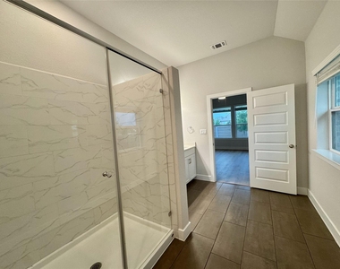 509 Three Feathers Ct - Photo Thumbnail 8