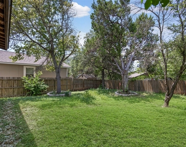8710 Davis Oaks Trl - Photo Thumbnail 29