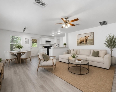 8710 Davis Oaks Trl - Photo Thumbnail 1