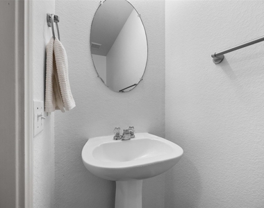 8710 Davis Oaks Trl - Photo Thumbnail 8