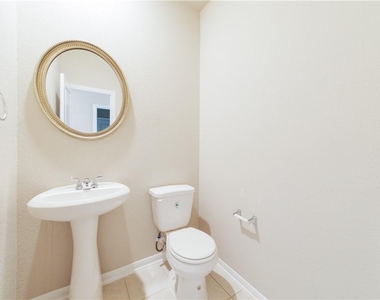 17308 Arcata Ave - Photo Thumbnail 10