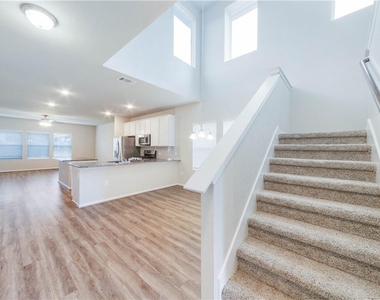 17308 Arcata Ave - Photo Thumbnail 5