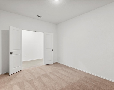 161 Keefer - Photo Thumbnail 15