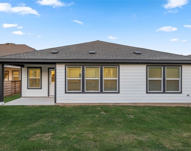 161 Keefer - Photo Thumbnail 32