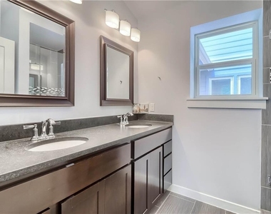 900 Capitol Ct - Photo Thumbnail 19