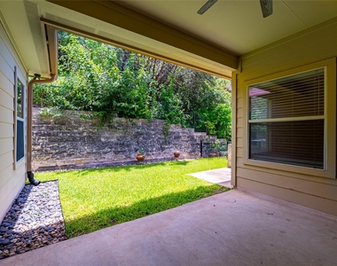1305 Delsie Dr - Photo Thumbnail 20
