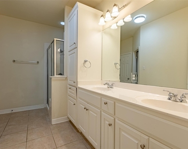 1305 Delsie Dr - Photo Thumbnail 13
