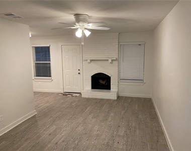2408 Burleson Ct - Photo Thumbnail 5