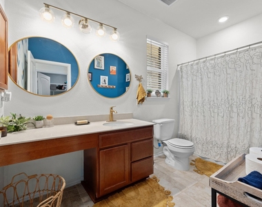 2471 Sunrise Rd - Photo Thumbnail 16