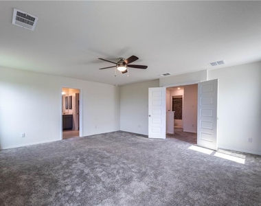 316 Los Cobos Ln - Photo Thumbnail 14