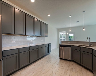 316 Los Cobos Ln - Photo Thumbnail 1