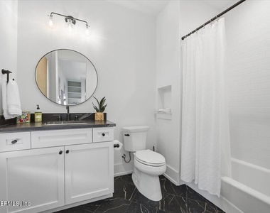 35 Jefferson Avenue - Photo Thumbnail 22