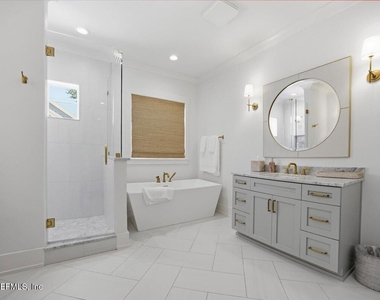 35 Jefferson Avenue - Photo Thumbnail 19