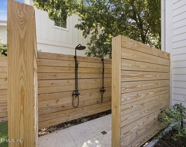 35 Jefferson Avenue - Photo Thumbnail 30