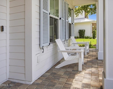 35 Jefferson Avenue - Photo Thumbnail 2