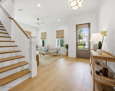 35 Jefferson Avenue - Photo Thumbnail 3