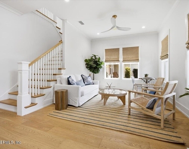 35 Jefferson Avenue - Photo Thumbnail 4