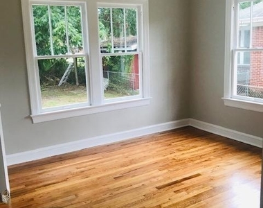 439 W 25th Street - Photo Thumbnail 21