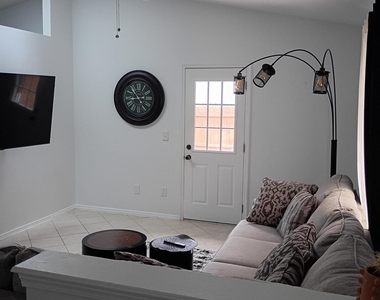 10102 Geni Hill Circle S - Photo Thumbnail 6