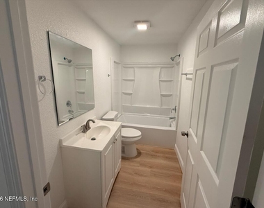 1755 W 30th Street - Photo Thumbnail 14