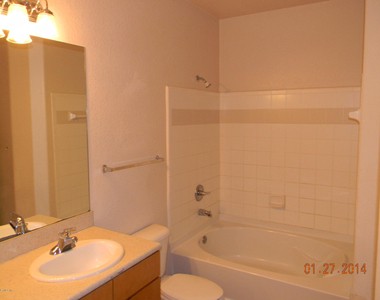 8290 Gate Parkway W - Photo Thumbnail 8