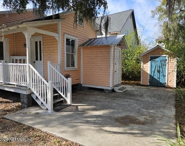 816 Oak Street - Photo Thumbnail 11