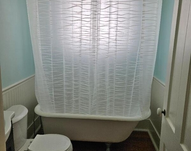 816 Oak Street - Photo Thumbnail 8