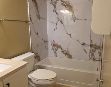85 Debarry Avenue - Photo Thumbnail 2
