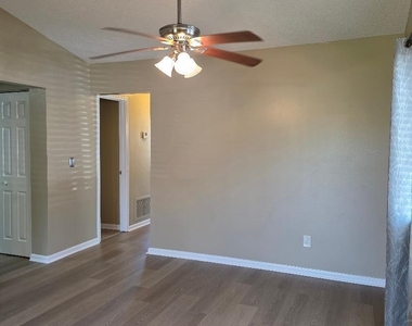 85 Debarry Avenue - Photo Thumbnail 5