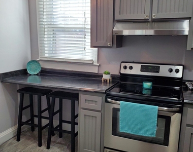 530 S 2nd Street - Photo Thumbnail 11