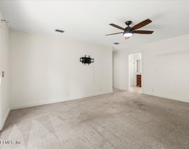 2421 Dogwood Lane - Photo Thumbnail 26