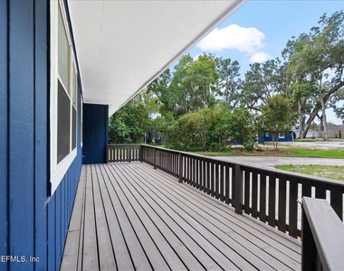 2421 Dogwood Lane - Photo Thumbnail 2
