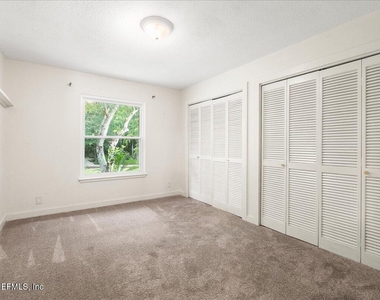 2421 Dogwood Lane - Photo Thumbnail 20