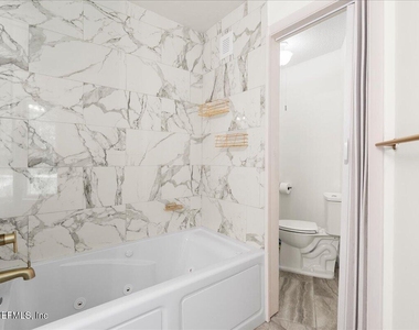 2421 Dogwood Lane - Photo Thumbnail 28