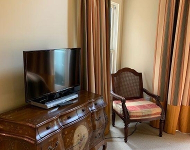 965 Registry Boulevard - Photo Thumbnail 17
