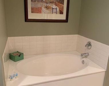 965 Registry Boulevard - Photo Thumbnail 14