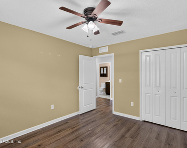 9909 Patriot Ridge Drive - Photo Thumbnail 12