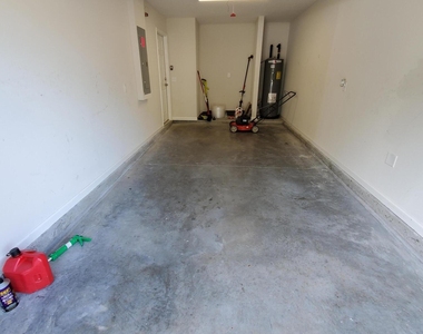 2824 Shangri La Drive - Photo Thumbnail 33