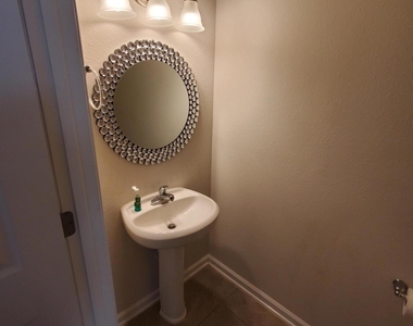 2824 Shangri La Drive - Photo Thumbnail 13