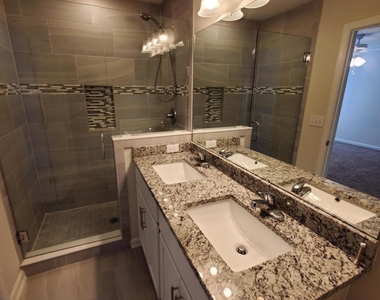 2824 Shangri La Drive - Photo Thumbnail 22