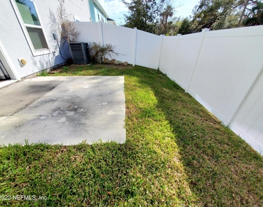 2824 Shangri La Drive - Photo Thumbnail 31