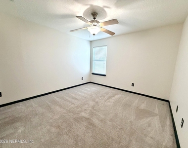 395 Forest Meadow Lane - Photo Thumbnail 13