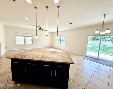 395 Forest Meadow Lane - Photo Thumbnail 6