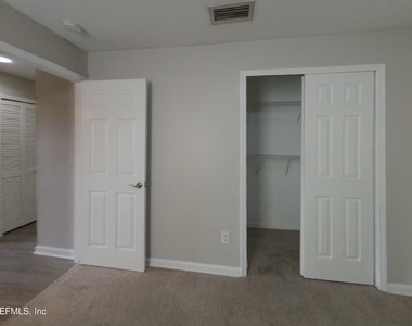 1163 Homard Boulevard E - Photo Thumbnail 9